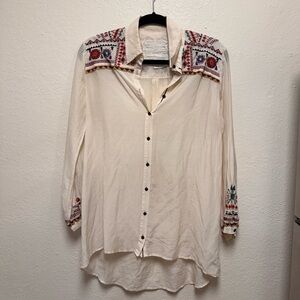 Johnny Was Cream Button Down Shirt with Colorful Embroidery